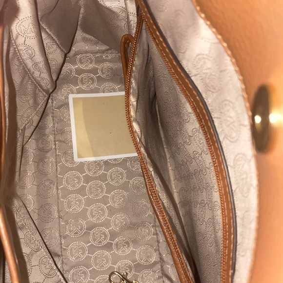 Michael Kors Whipped Hamilton Large LIKE NEW! - Picture 4 of 5